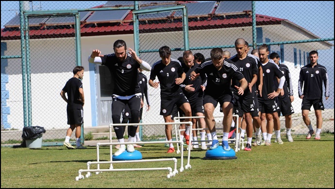 Karaköprü Belediyespor kampı tamamladı