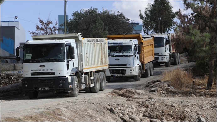 Karaköprü Kırsalında Yol Hizmeti Aralıksız Sürüyor-(VİDEO)