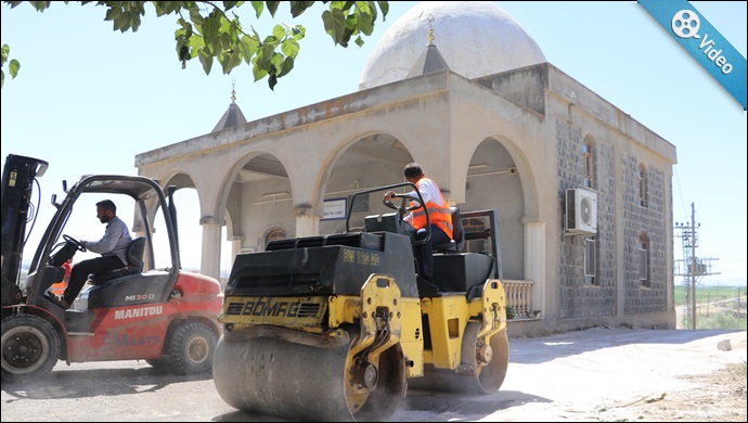 Karaköprü Kırsalında Kilitli Parke Çalışmaları Sürüyor
