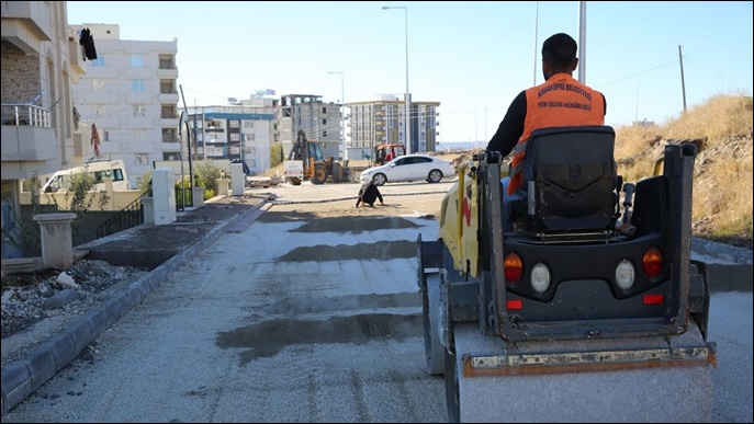 Karaköprü'de yeni yollar hizmete sunuluyor