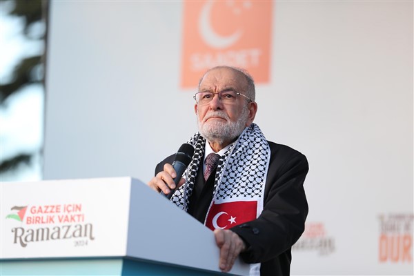 Karamollaoğlu: Şimdi herkesin asıl odaklanması gereken yer Gazze’dir
