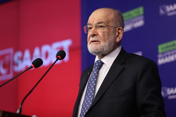 Karamollaoğlu: “Unutma, Türkiye için karar ver”