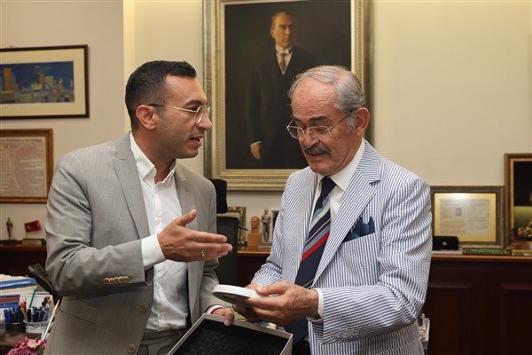 Kardeş şehir Frankfurt’tan Başkan Büyükerşen’e ziyaret