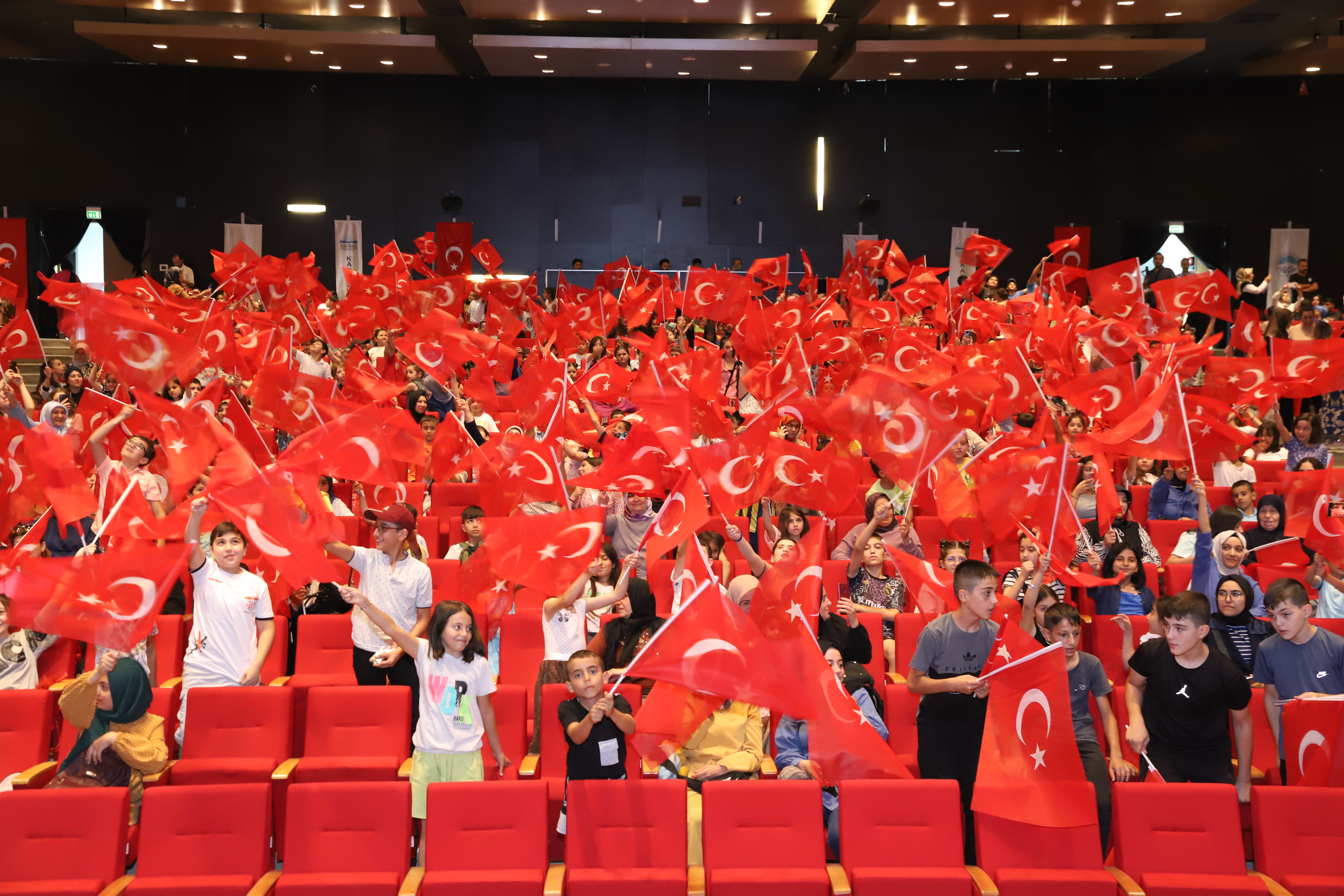 KAYMEK Yaz Kursları kapanışı törenle yaptı