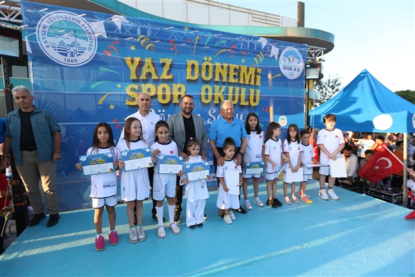 Kayseri'de 'Yaz Dönemi Spor Okulu Dönem Sonu Etkinliği' gerçekleşti