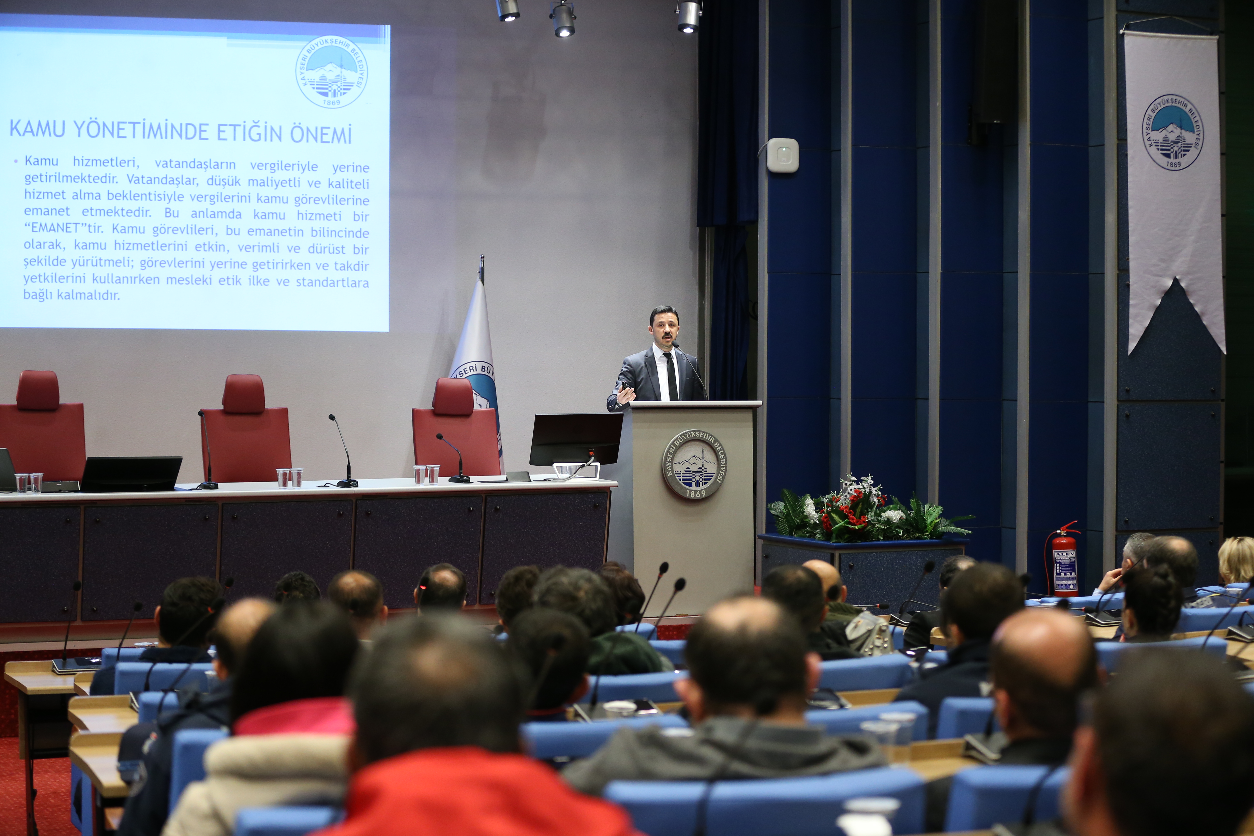 Kayseri'den belediye personele 