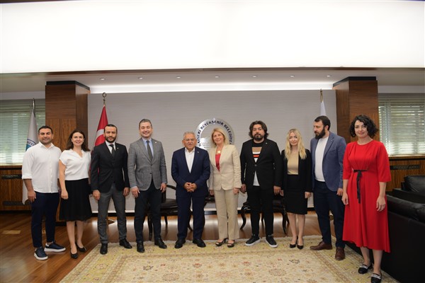 Kayseri Eczacı Odası’ndan Başkan Büyükkılıç’a ziyaret