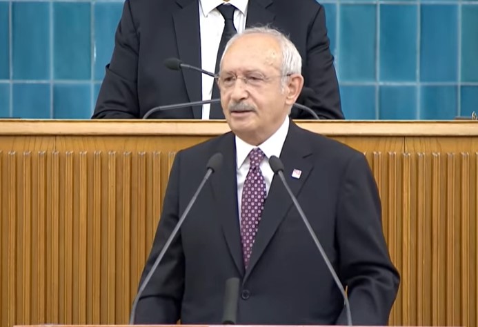 Kılıçdaroğlu: “Akaryakıt zamları vatandaşın cebinden çalınan paradır”