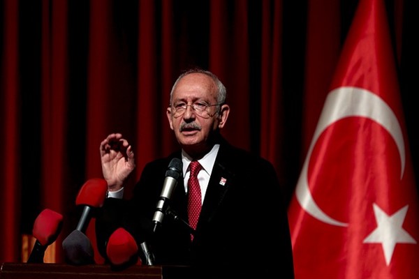 Kılıçdaroğlu, engellenen kampanya filminin üçüncüsünü paylaştı