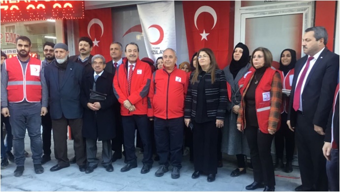 Kızılay, İhtiyaç Sahipleri İçin Giyim Mağazası Açtı-(Video)