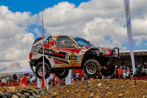 Kızılcaham’da Pekal kardeşler zirvede