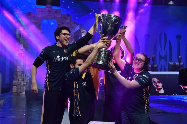 KMF şampiyonu fastPay Wildcats