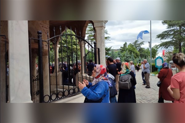 Konya Büyükşehir Belediyesi’nden işitme engelliler için Akşehir gezisi