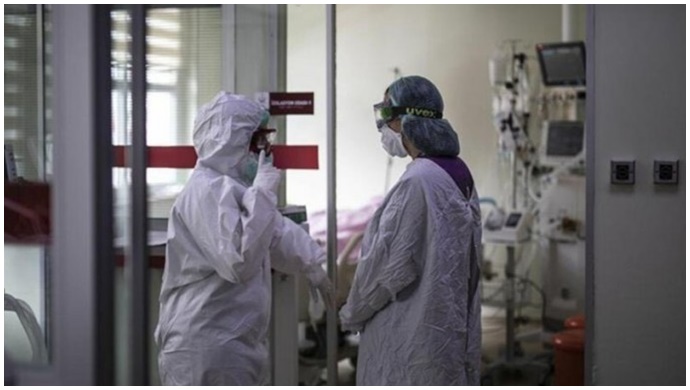 Koronavirüs salgınında günlük vaka sayısı 922 oldu