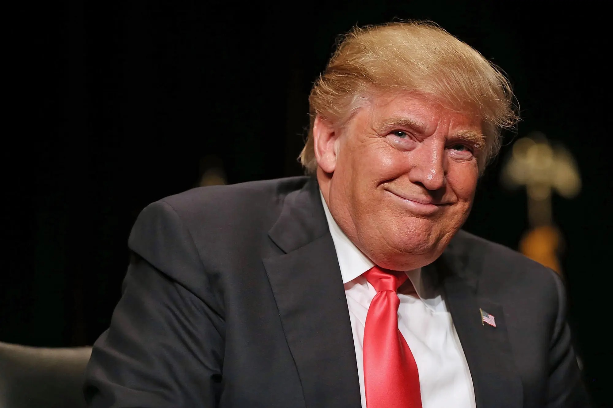 Kovduğu FBI yetkilisi, Donald Trump'ın 