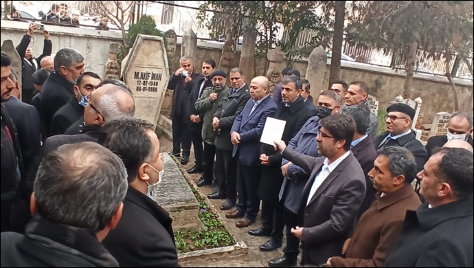 Kudüs Şairi Mehmet Akif İnan mezarı başında anıldı-(VİDEO)