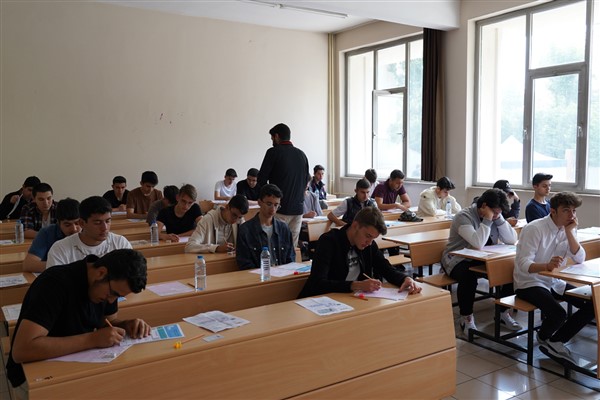 Lise Medeniyet Akademileri YKS Yaz Okulu kayıtları başladı