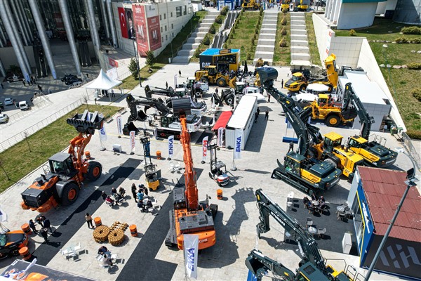 Makina sektöründen milyon dolarlık satış