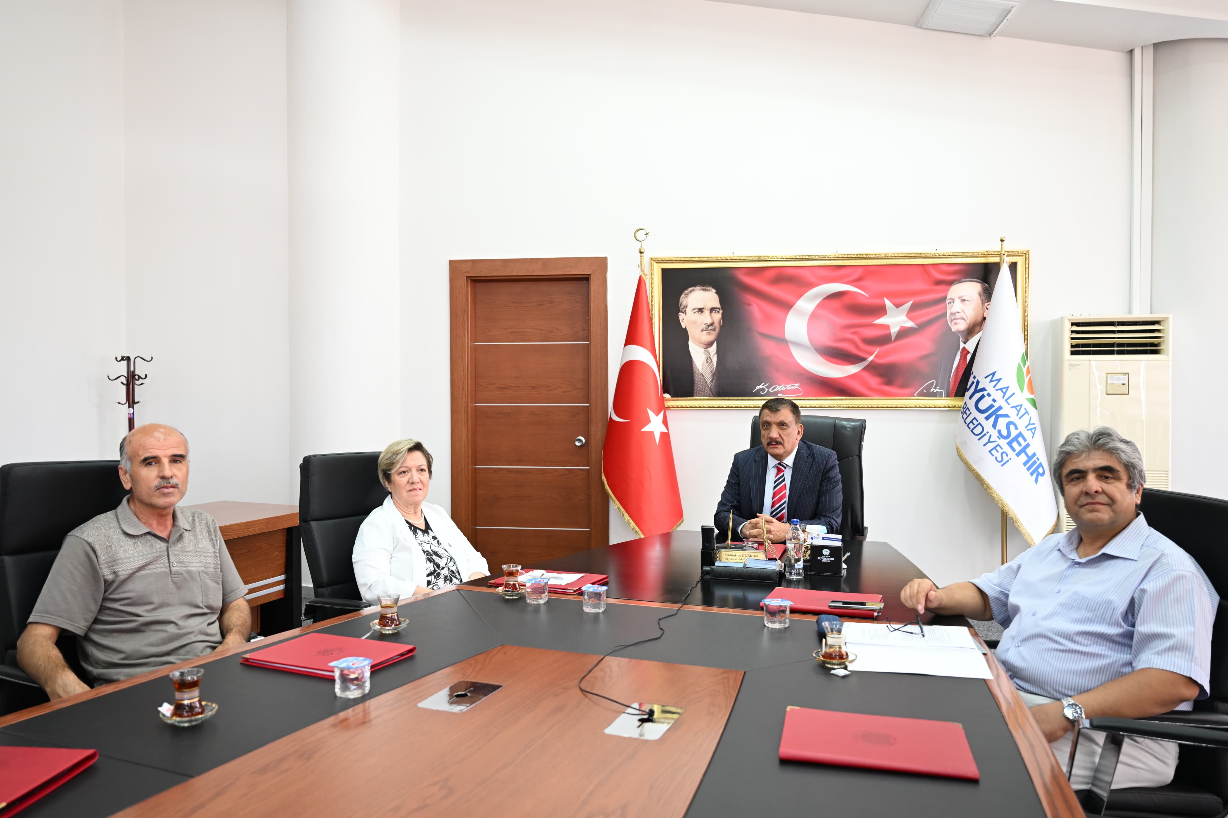 Malatya derneklerinden Başkan Gürkan’a ziyaret