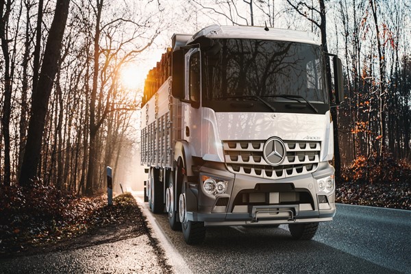 Mercedes-Benz Türk, geniş kamyon portföyü ile sektörün beklentilerini aşıyor