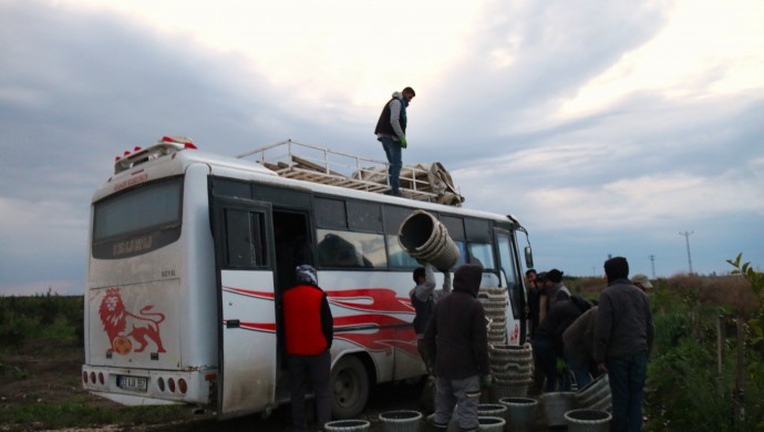 Mevsimlik tarım işçileri: İyi ki gece var
