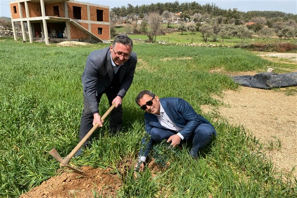 Milas Belediyesinin üreticilere desteği devam ediyor