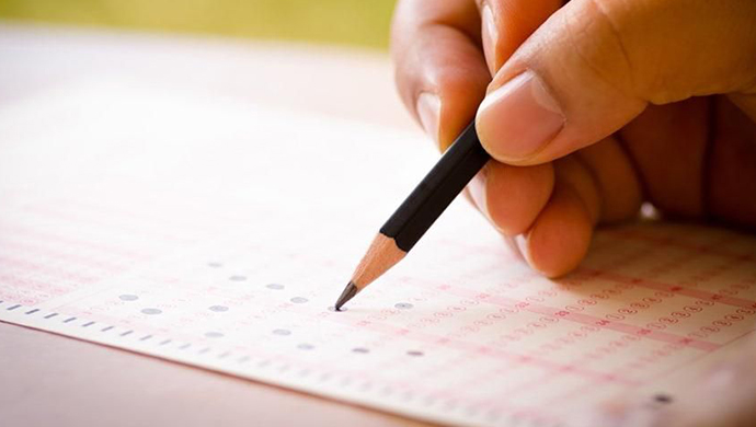 Milli Eğitim Bakanı Ziya Selçuk açıkladı: 2 sınav ertelendi