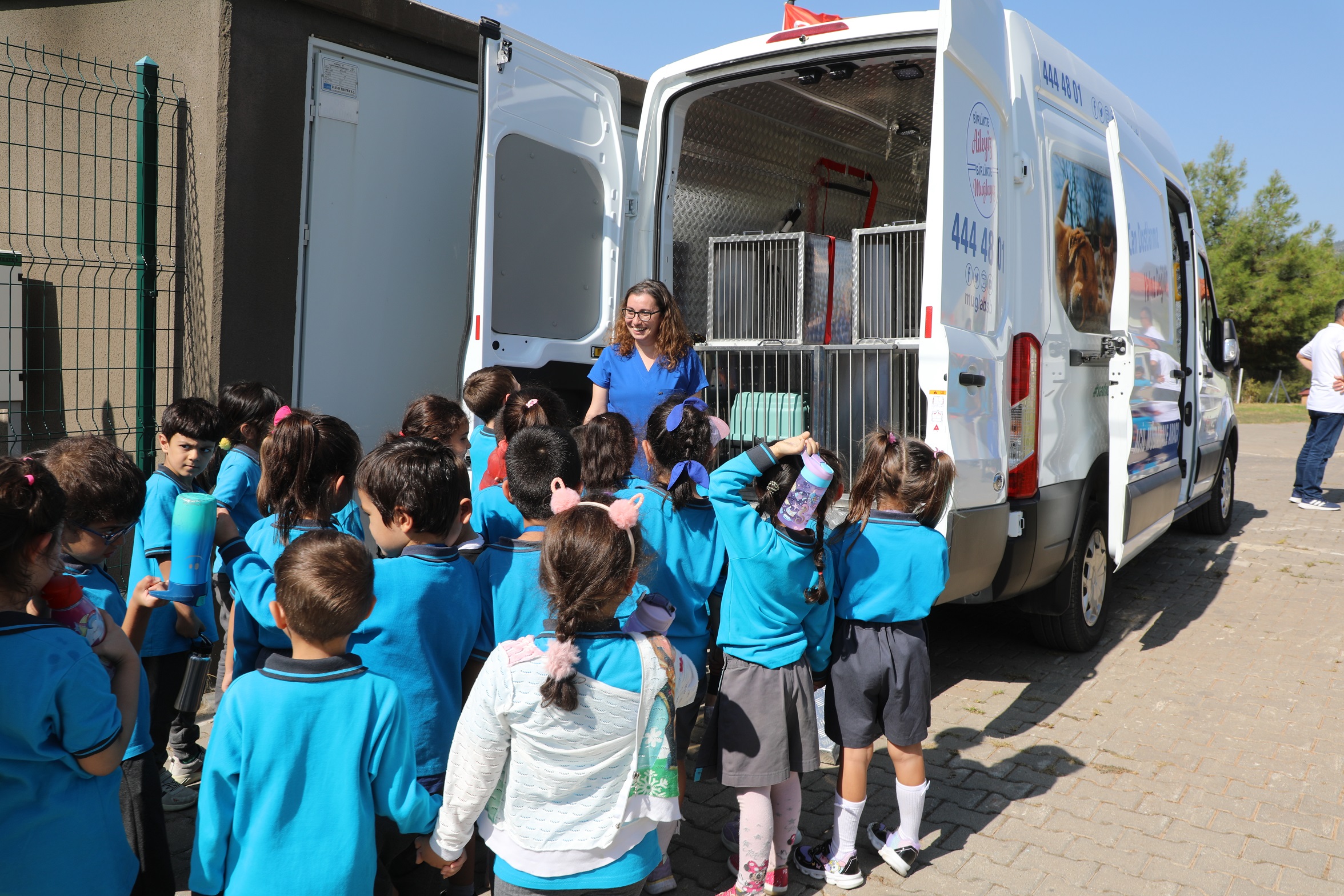Muğla'da Geçici Hayvan Bakımevi’ni 24 bin 31 kişi ziyaret etti