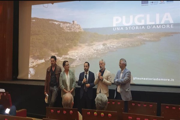 “Nicola, Cozze, Kebap, Coca Cola” filminin özel gösterimi yapıldı