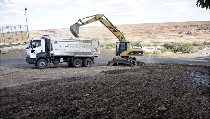 Okullar bölgesinde otopark çalışması