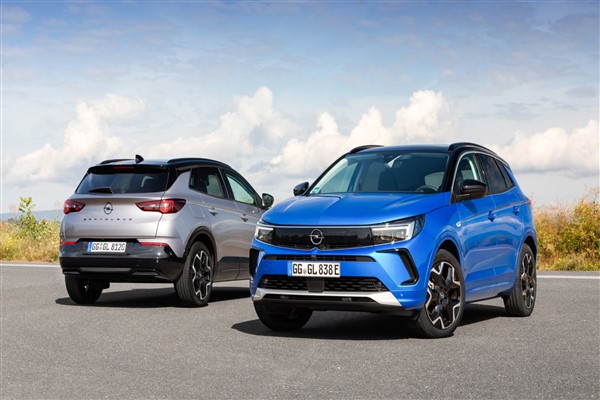 Opel’in hedefi ilk 5