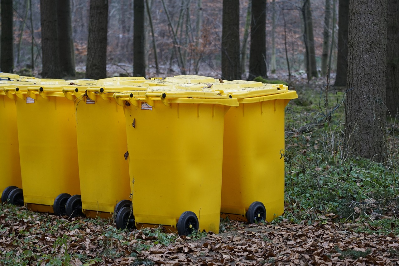 Ormanlardan 1 günde 313 ton çöp toplandı