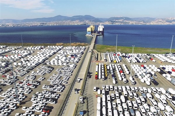 Otomotiv endüstrisi ocakta  2,2 milyar dolar oldu