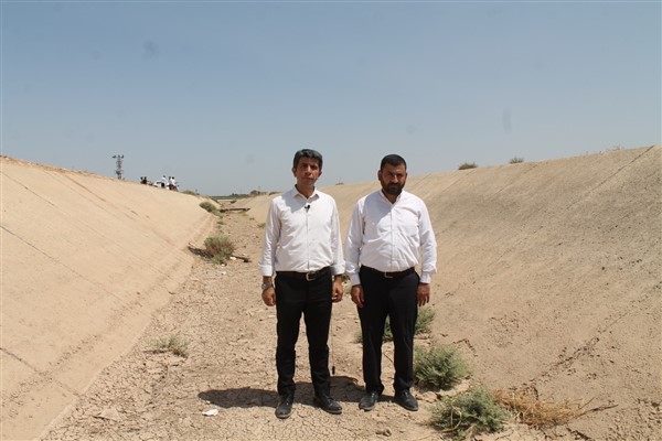 Özaslan: “Tahliye kanalındaki suyu Pekmezli bölgesindeki kanallara aktaralım”