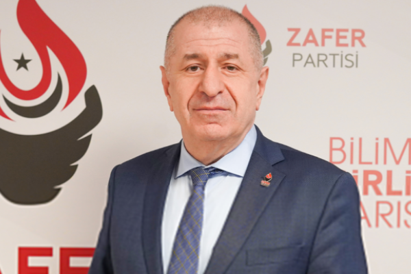 Özdağ: “Makam mücadelesi değil, vatan mücadelesi veriyoruz”