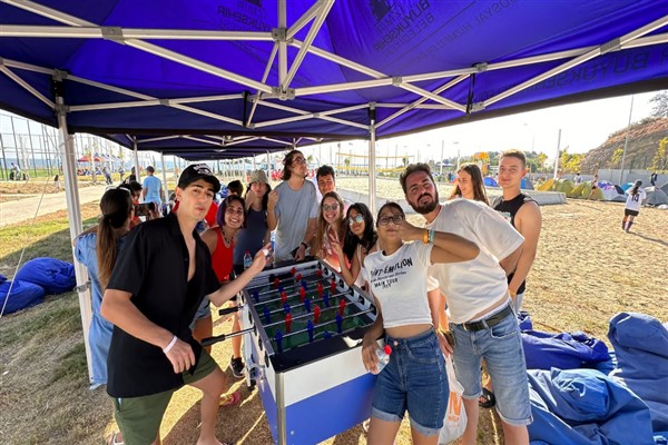 Özdere Gençlik ve Spor Yerleşkesi sporcu gençlerin gözdesi oldu