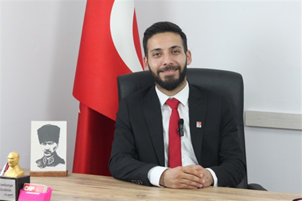 Özel: “Gençler, toplumun her zaman muhalif ve ses çıkaran kesimi olmuştur”