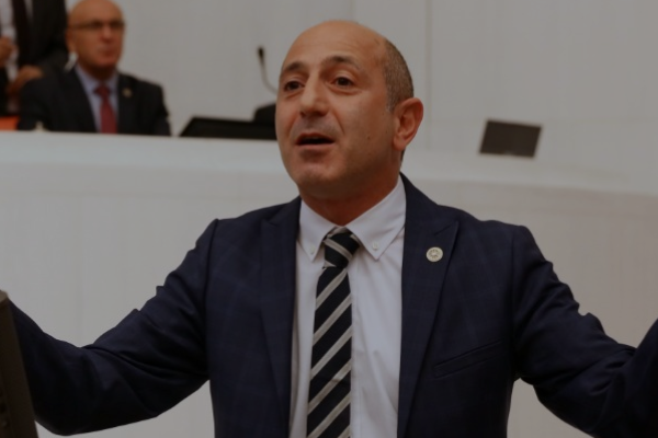 Öztunç: “Erdoğan döneminde Maraş’tan kalkan uçak Maraş’a inemiyor”