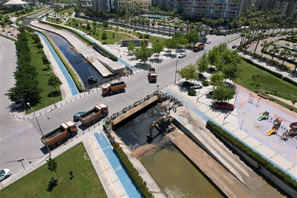 Peynircioğlu Deresi’nde temizlik çalışmaları tamamlandı