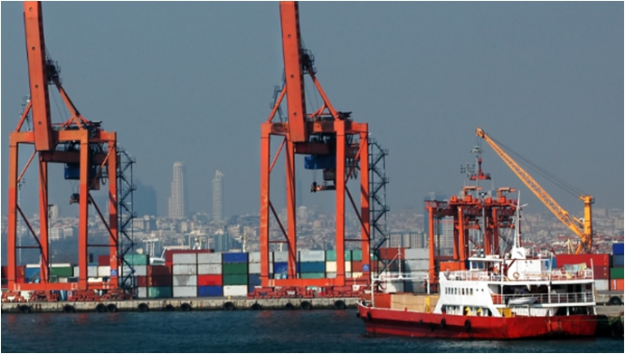 Plastik hammaddenin en az yüzde 30’luk kısmının geri dönüştürülmüş olması gerekiyor