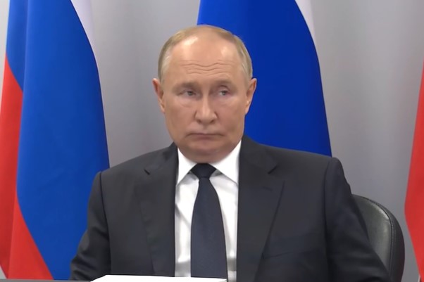 Putin Rusya'nın Ukrayna ile müzakerelere hazır olduğunu söyledi