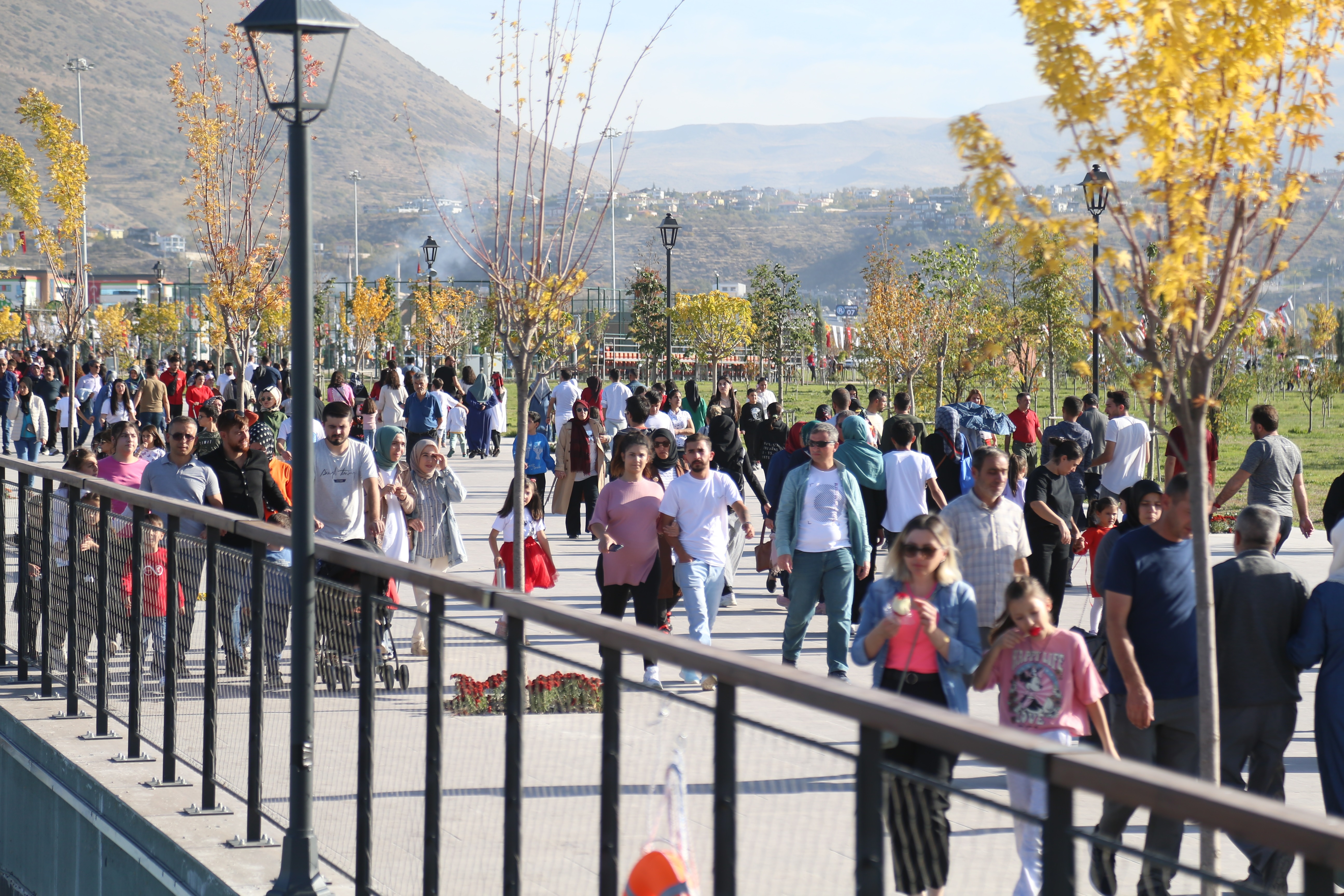 Recep Tayyip Erdoğan Millet Bahçesi'ne ziyaretler sürüyor