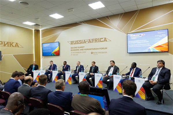 Rosatom, St. Petersburg'da son teknolojilerini tanıttı