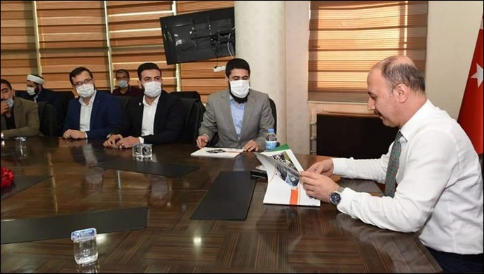 Şanlıurfa Anadolu Gençlik Derneği'nden Vali Erin'e ziyaret