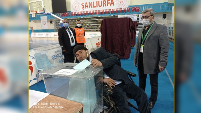 Şanlıurfa ASKF’de kongre heyecanı! Delegeler oy kullanmaya başladı