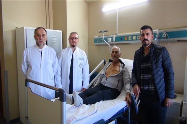 Şanlıurfa'da 6 santimlik kesi ile BY-PASS ameliyatı yapıldı