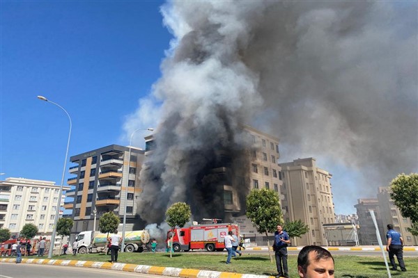 Şanlıurfa'da işyeri yangını