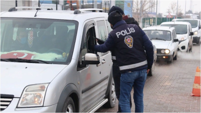 Şanlıurfa’da 200 polisle ‘asayiş’ uygulaması :25 gözaltı
