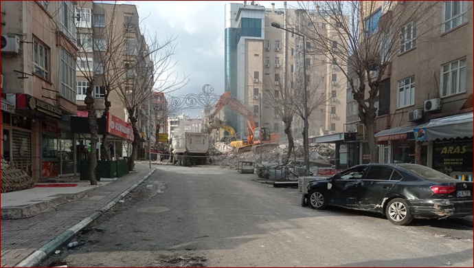 Şanlıurfa'da hasar tespit çalışmaları sürüyor