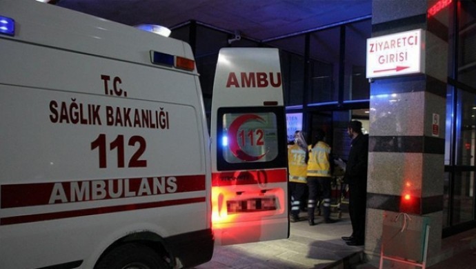 Şanlıurfa'da otomobiller çarpıştı: 1 ölü,4 yaralı